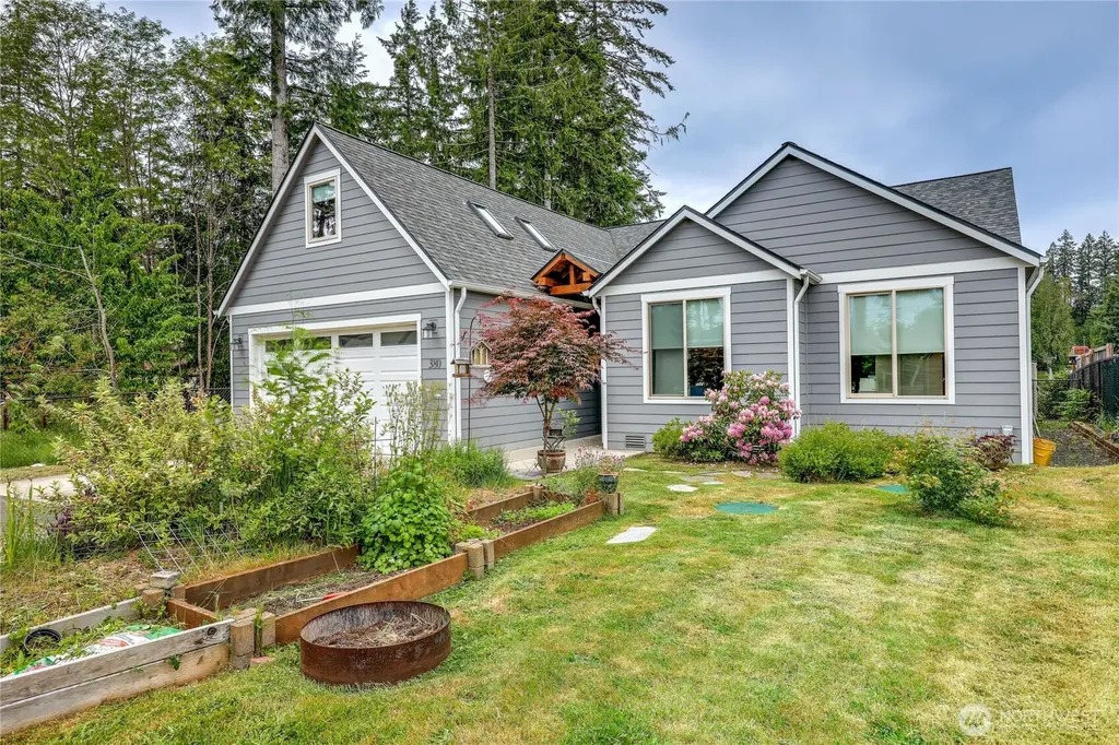 380 E Benson Lake Road Grapeview WA 98546