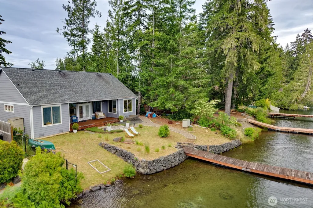 380 E Benson Lake Road Grapeview WA 98546
