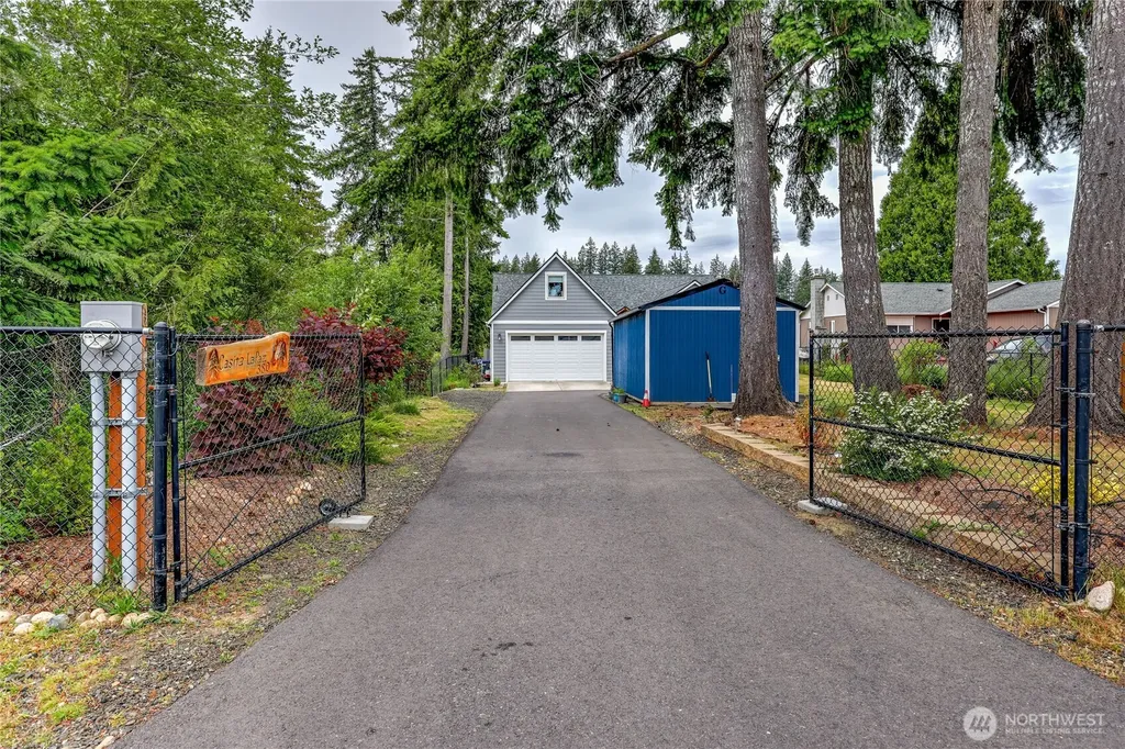 380 E Benson Lake Road Grapeview WA 98546