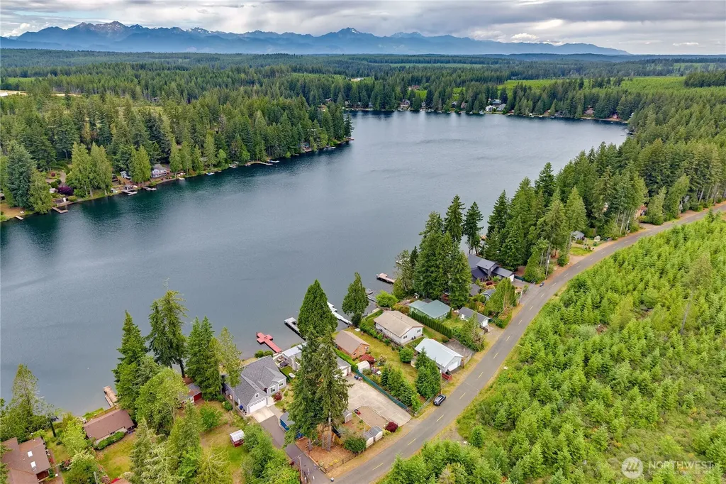 380 E Benson Lake Road Grapeview WA 98546