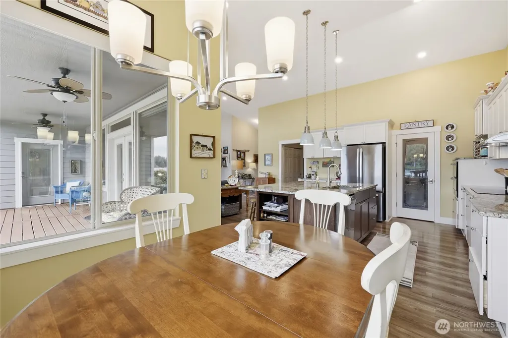 380 E Benson Lake Road Grapeview WA 98546