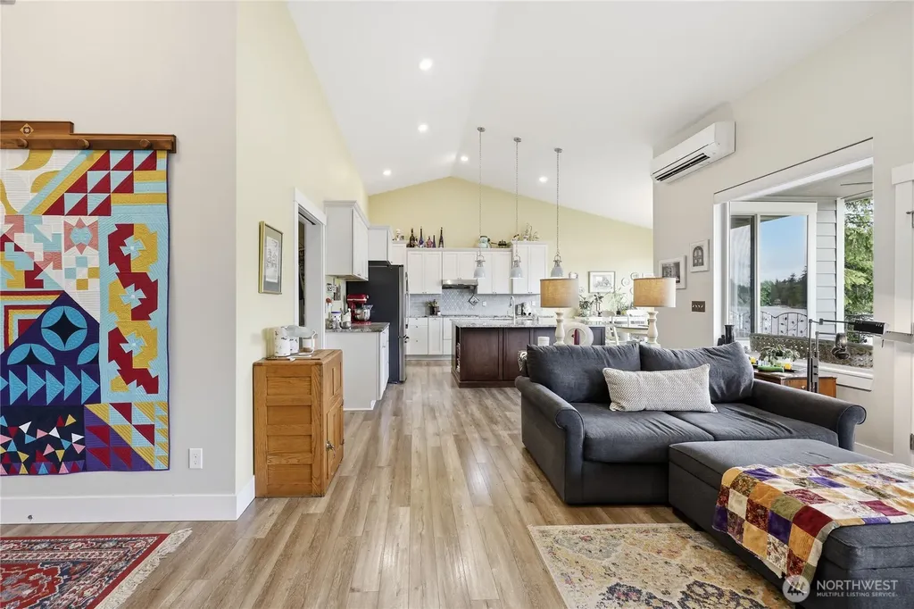380 E Benson Lake Road Grapeview WA 98546