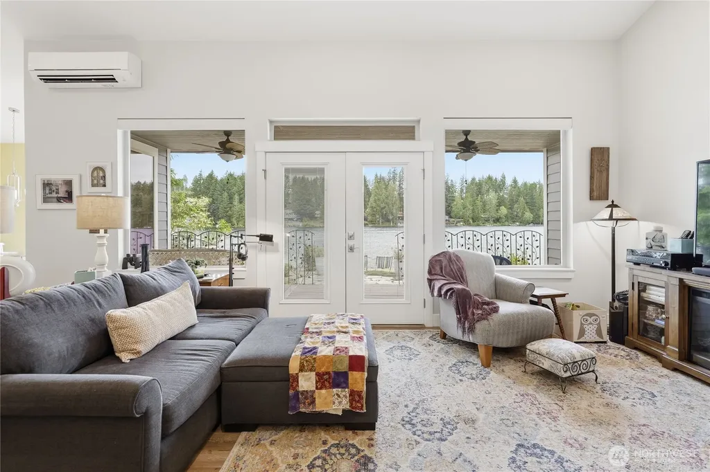 380 E Benson Lake Road Grapeview WA 98546