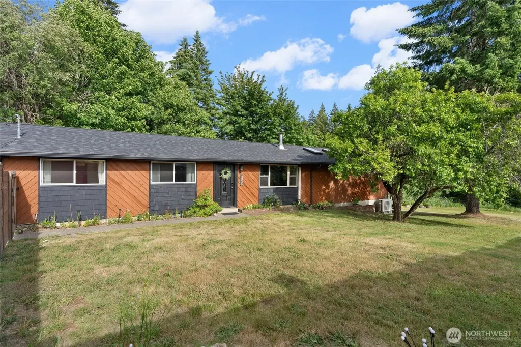 31 SE Campfire Court Shelton WA 98584