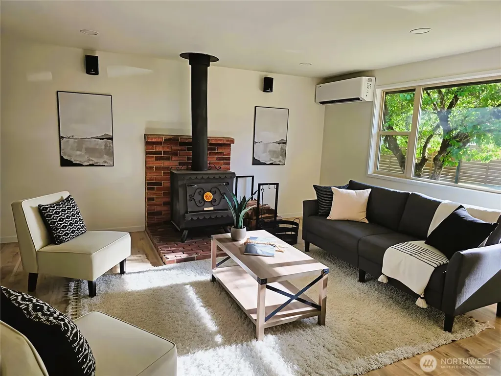 31 SE Campfire Court Shelton WA 98584