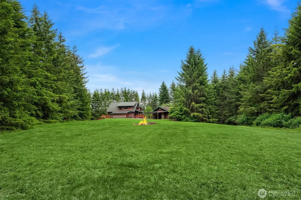 22607 29th Place NE Granite Falls WA 98252
