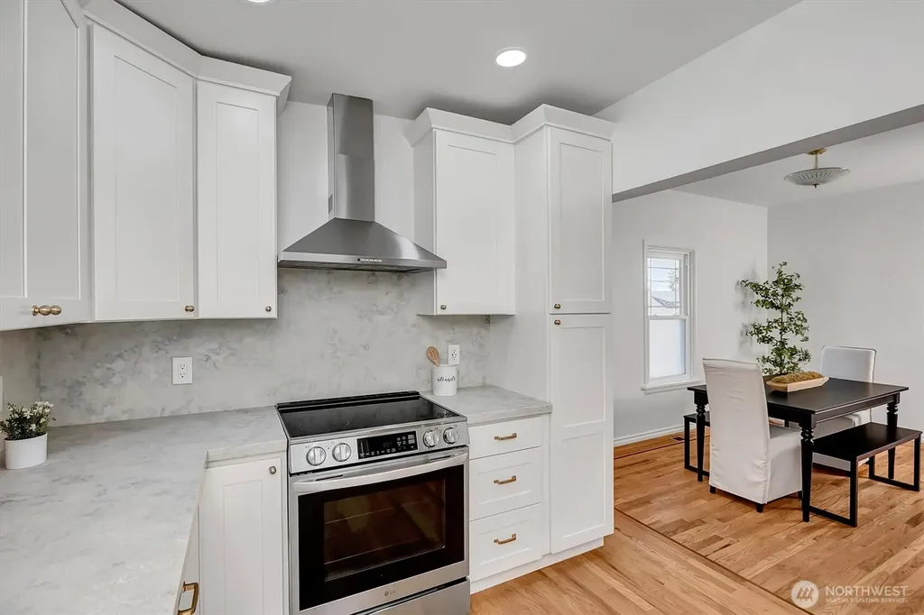 3437 38th Avenue SW Seattle WA 98126