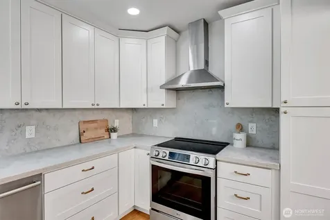 3437 38th Avenue SW Seattle WA 98126