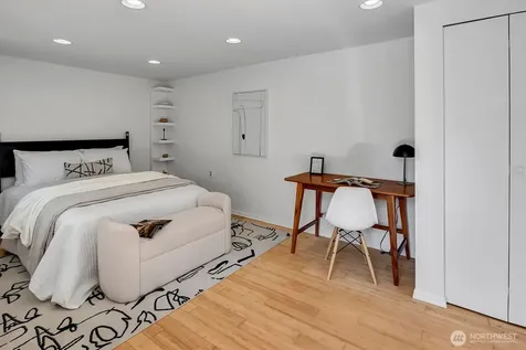 3437 38th Avenue SW Seattle WA 98126