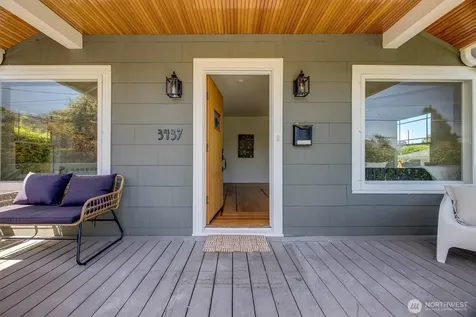 3437 38th Avenue SW Seattle WA 98126