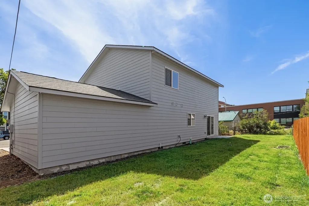 103 N Sprague Street Ellensburg WA 98926