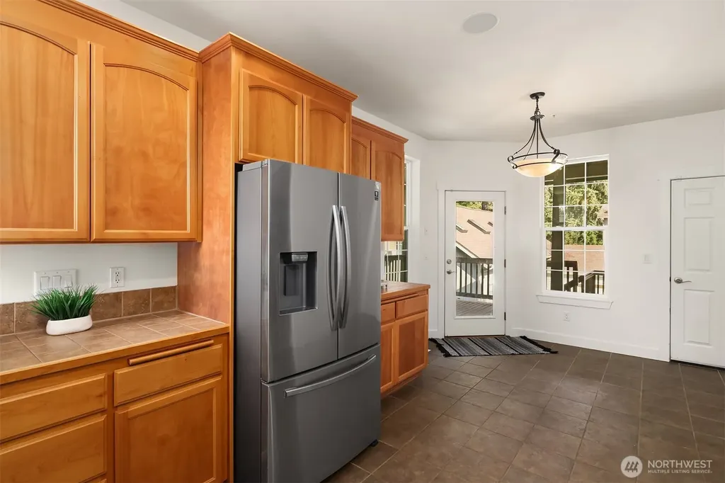26326 222nd Avenue SE Maple Valley WA 98038