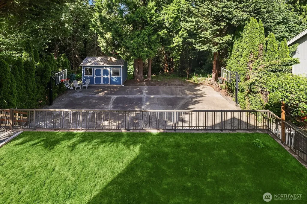 26326 222nd Avenue SE Maple Valley WA 98038