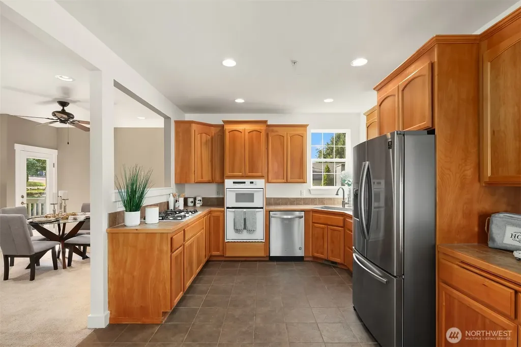 26326 222nd Avenue SE Maple Valley WA 98038