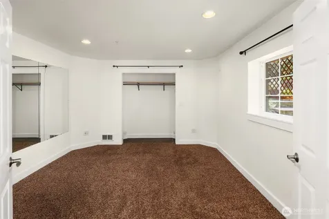 26326 222nd Avenue SE Maple Valley WA 98038