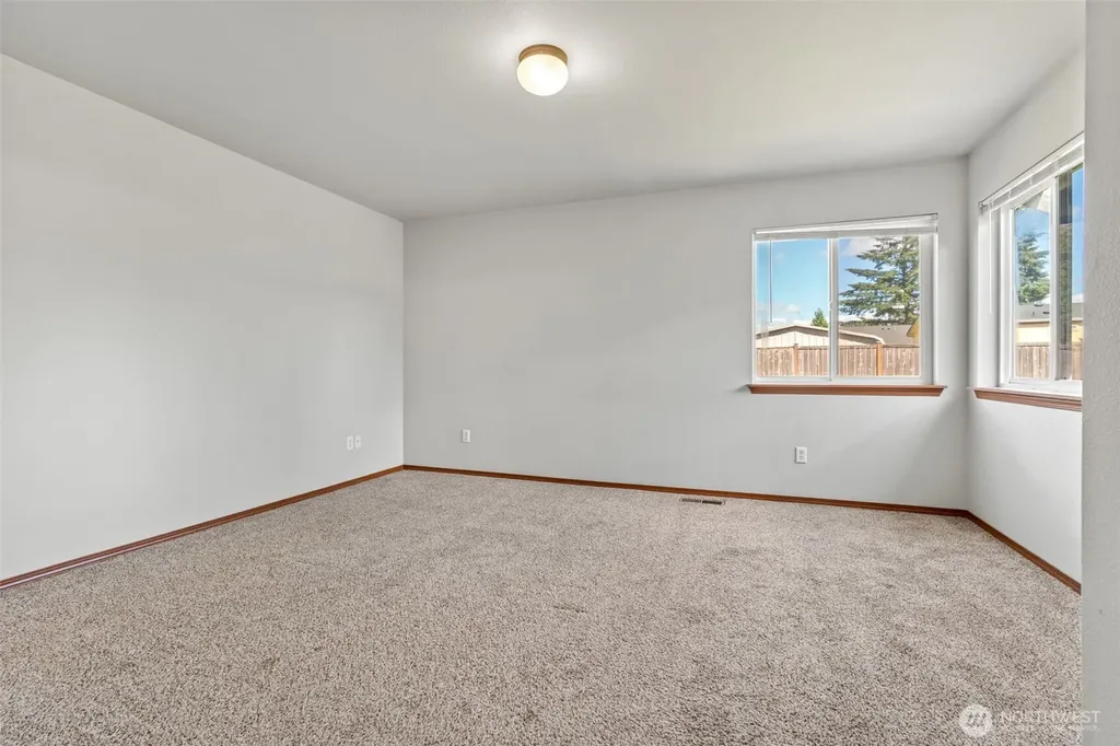 451 Stadium Loop Napavine WA 98565