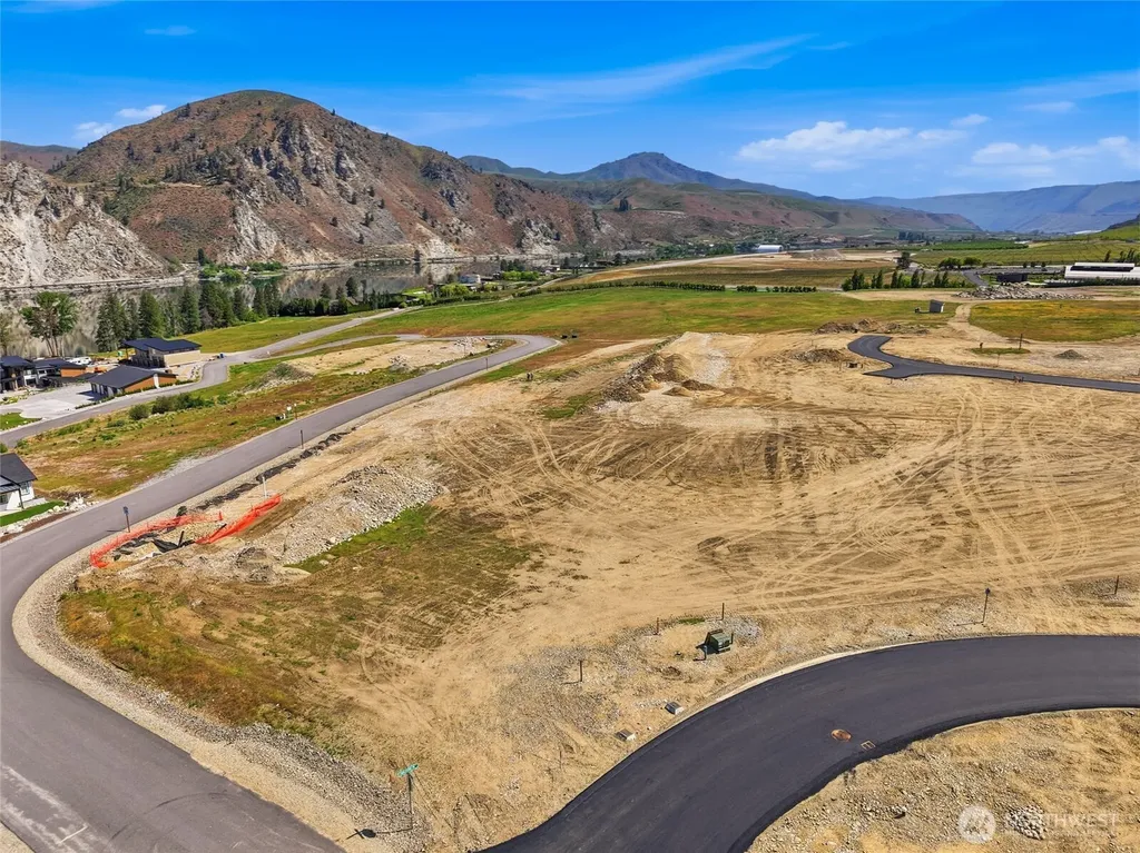 15 Cobblestone Drive Orondo WA 98843