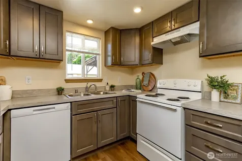 2907 NE 57th Avenue Tacoma WA 98422