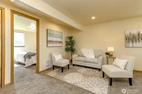 2907 NE 57th Avenue Tacoma WA 98422