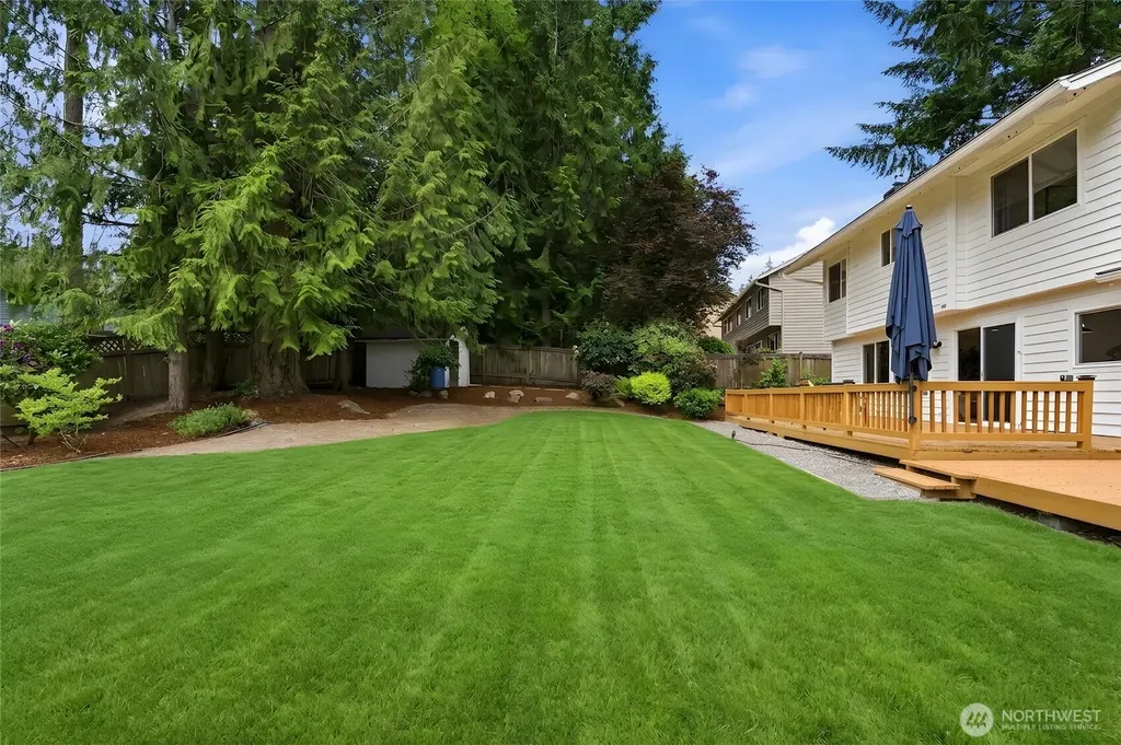18009 NE 103rd Court Redmond WA 98052