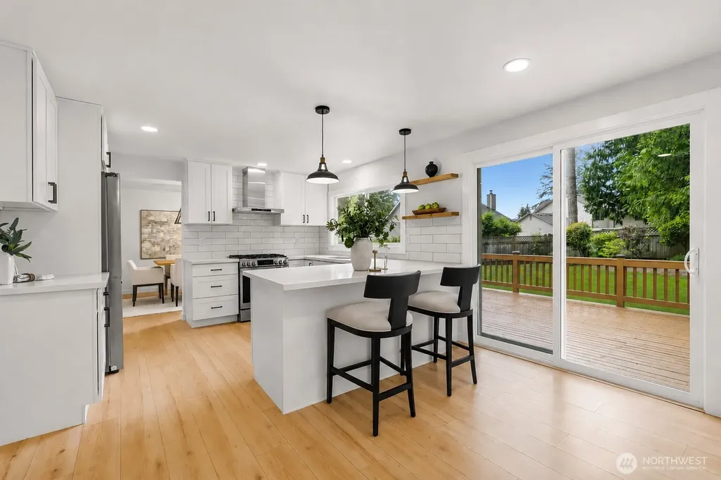 18009 NE 103rd Court Redmond WA 98052