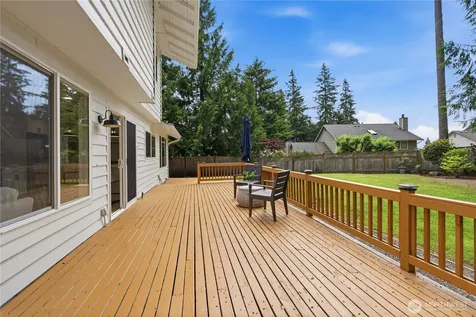 18009 NE 103rd Court Redmond WA 98052