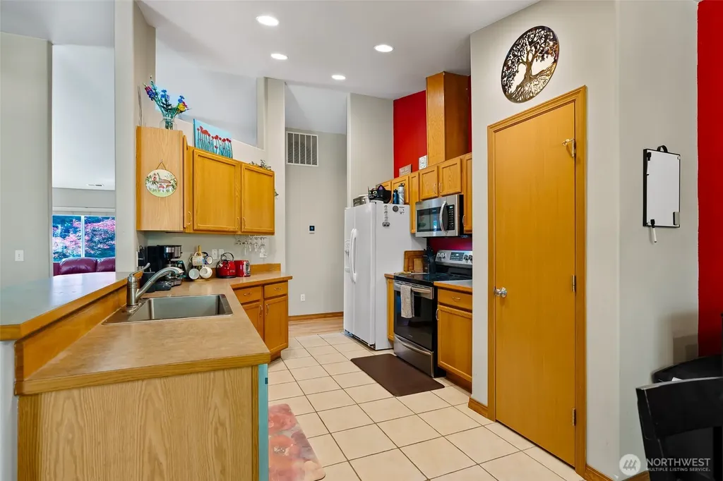 403 E Kristen Avenue Ellensburg WA 98926