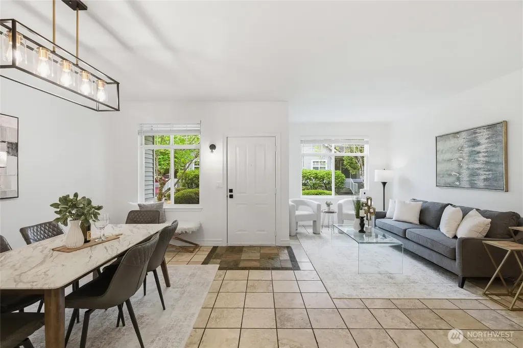 945 232nd Place NE Sammamish WA 98074