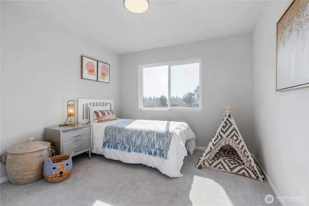 13815 Brookdale Lane E Tacoma WA 98445