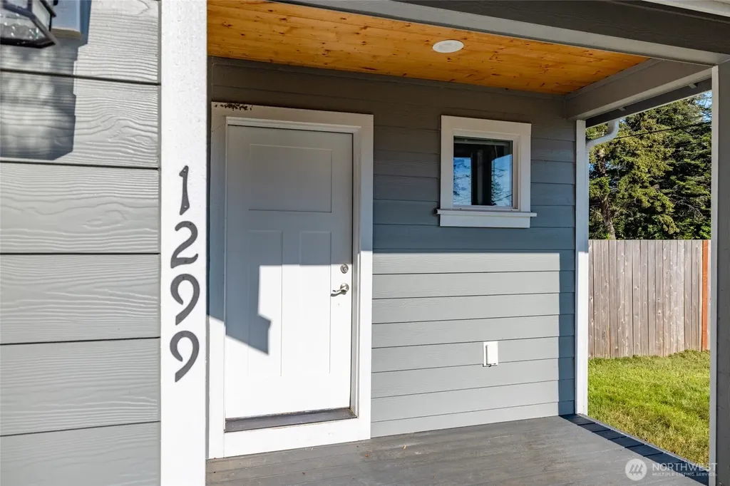 1299 Russell Drive Coupeville WA 98239