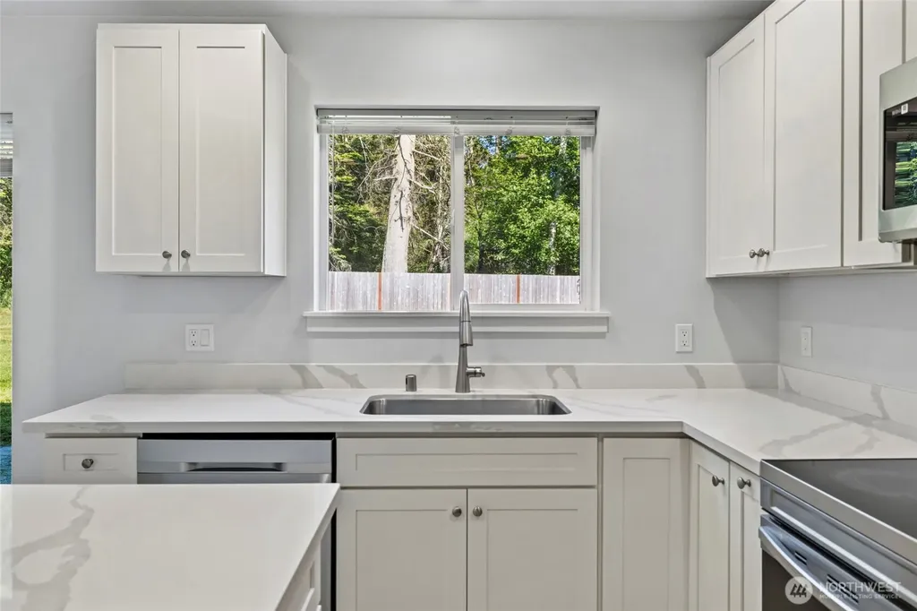 1299 Russell Drive Coupeville WA 98239