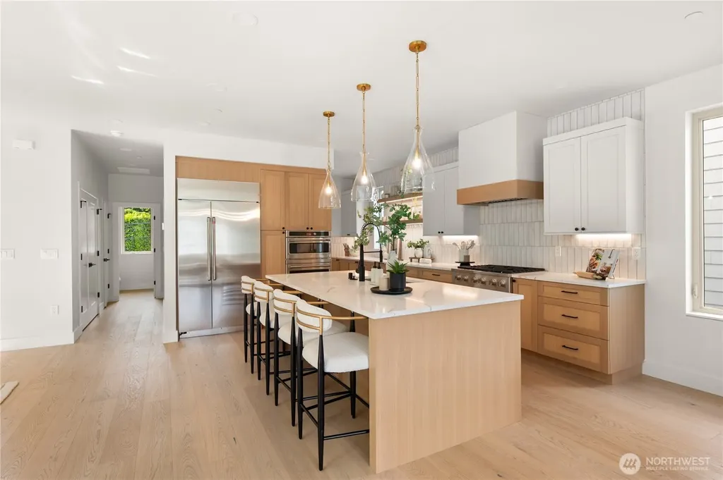 9909 NE 200th Street Bothell WA 98011