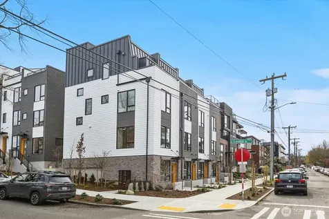 2378 Franklin Avenue E Seattle WA 98102