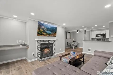 215 100th Street SW Everett WA 98204