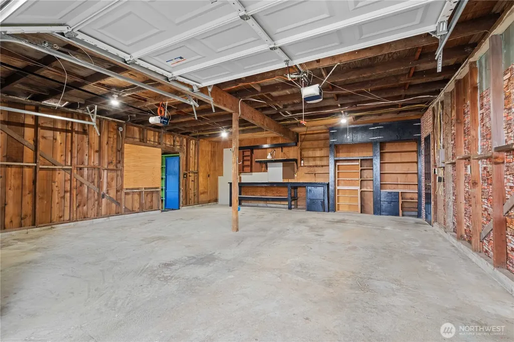 1809 5th Street SW Puyallup WA 98371
