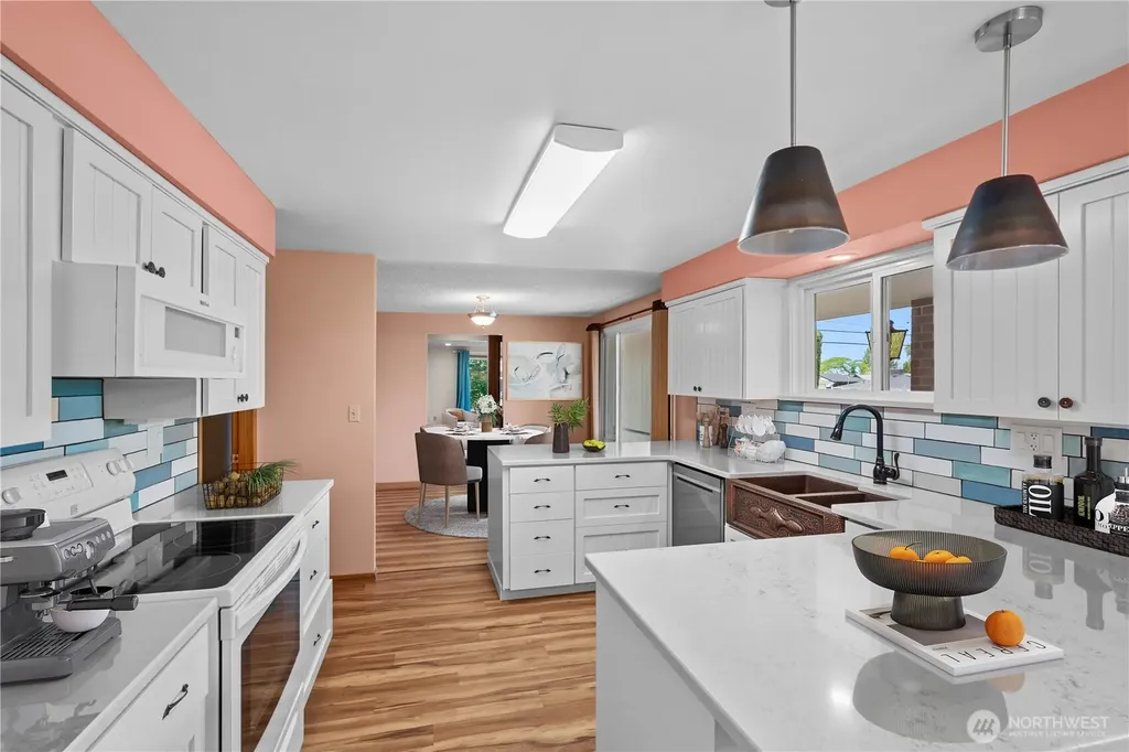 1809 5th Street SW Puyallup WA 98371