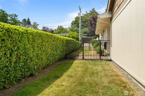 1809 5th Street SW Puyallup WA 98371