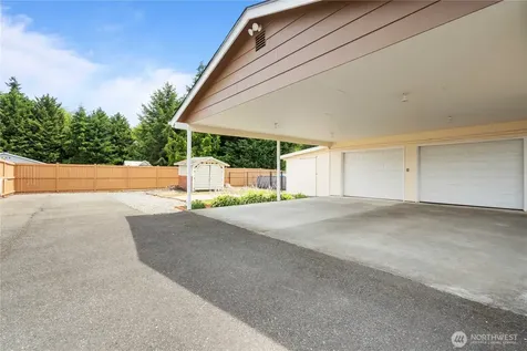 1809 5th Street SW Puyallup WA 98371