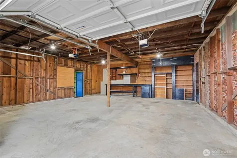 1809 5th Street SW Puyallup WA 98371