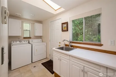 2161 Winterhawk Lane Coupeville WA 98239