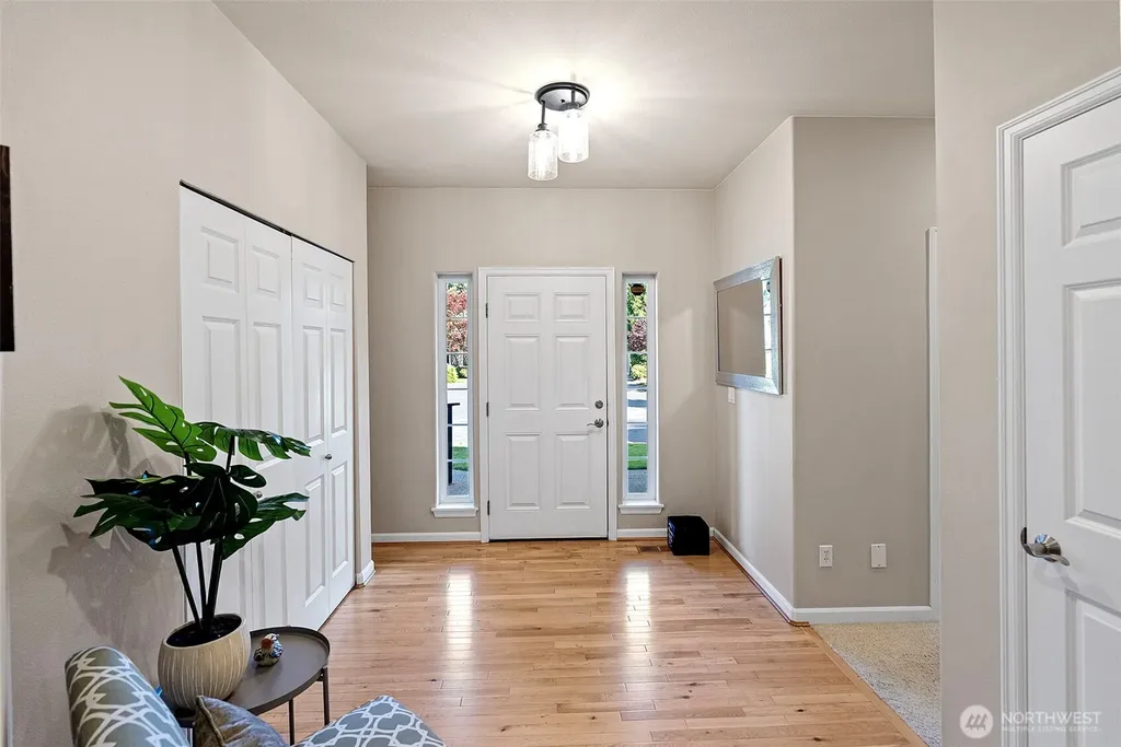 7007 SW Dunraven Lane Port Orchard WA 98367
