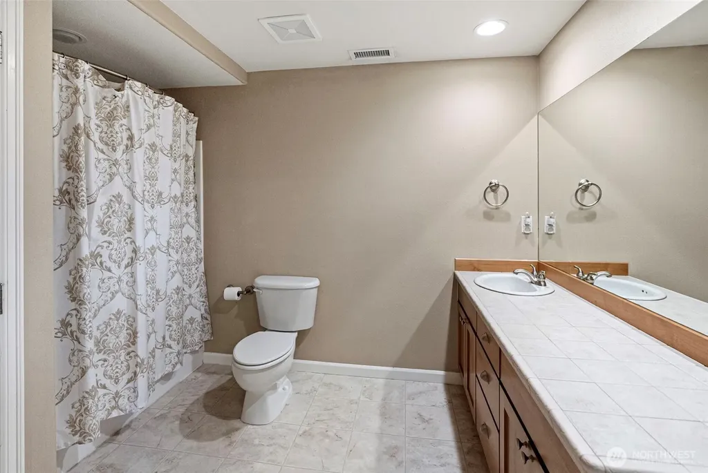 7007 SW Dunraven Lane Port Orchard WA 98367