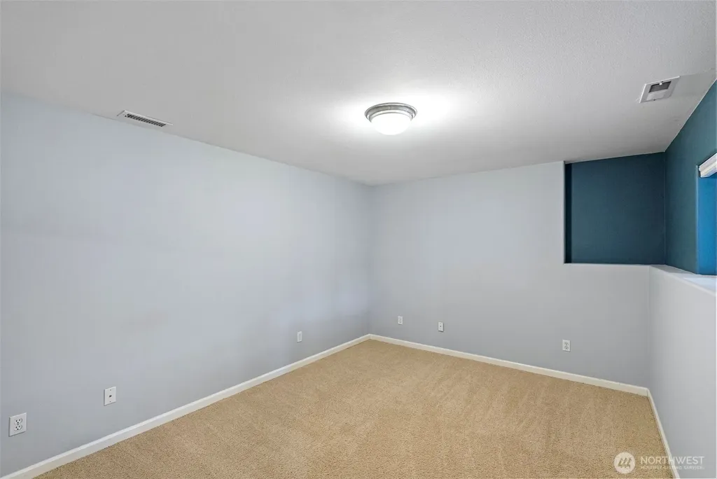 7007 SW Dunraven Lane Port Orchard WA 98367