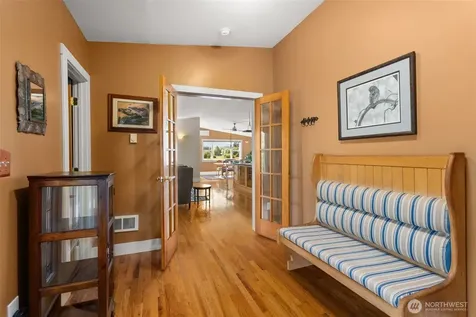 4531 Old Military Road SE Tenino WA 98589