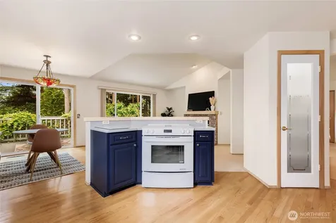 34504 8th Avenue SW Federal Way WA 98023