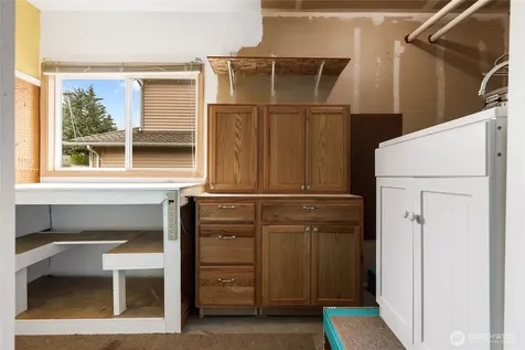 34504 8th Avenue SW Federal Way WA 98023