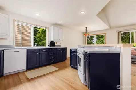 34504 8th Avenue SW Federal Way WA 98023