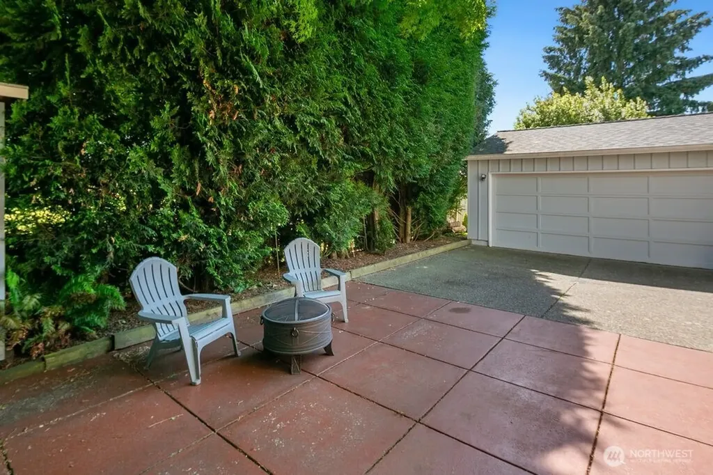 1731 NW 97th Street Seattle WA 98117