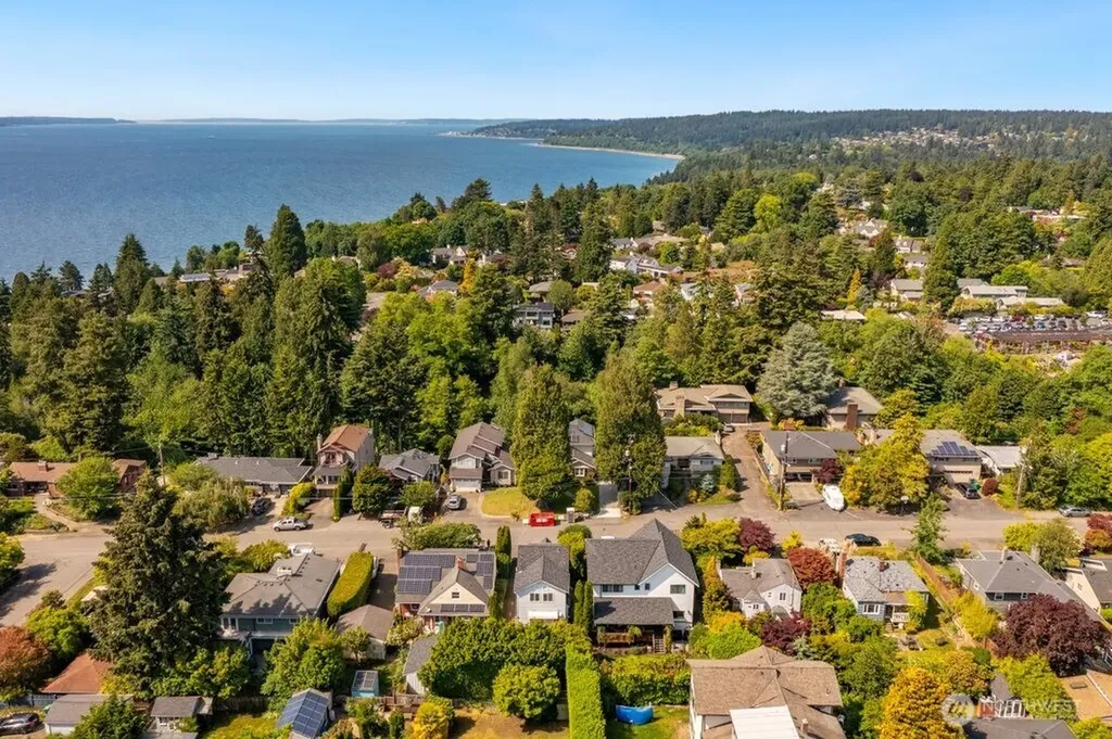 1731 NW 97th Street Seattle WA 98117