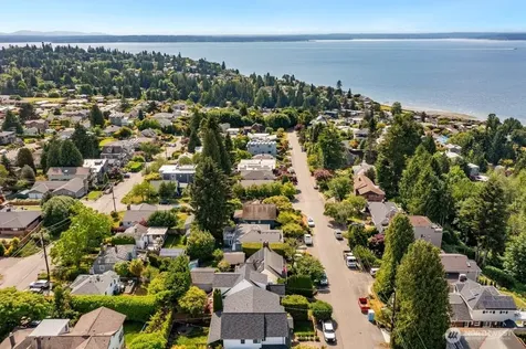 1731 NW 97th Street Seattle WA 98117